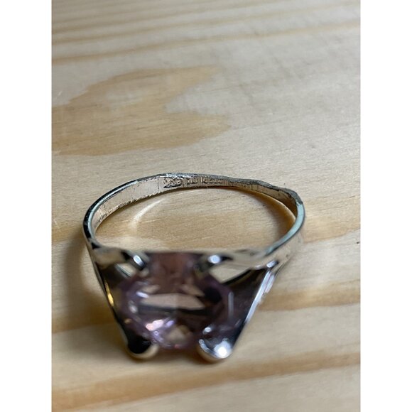 Silver Tone Banded Ring with Purple Center Stone - Picture 3 of 4